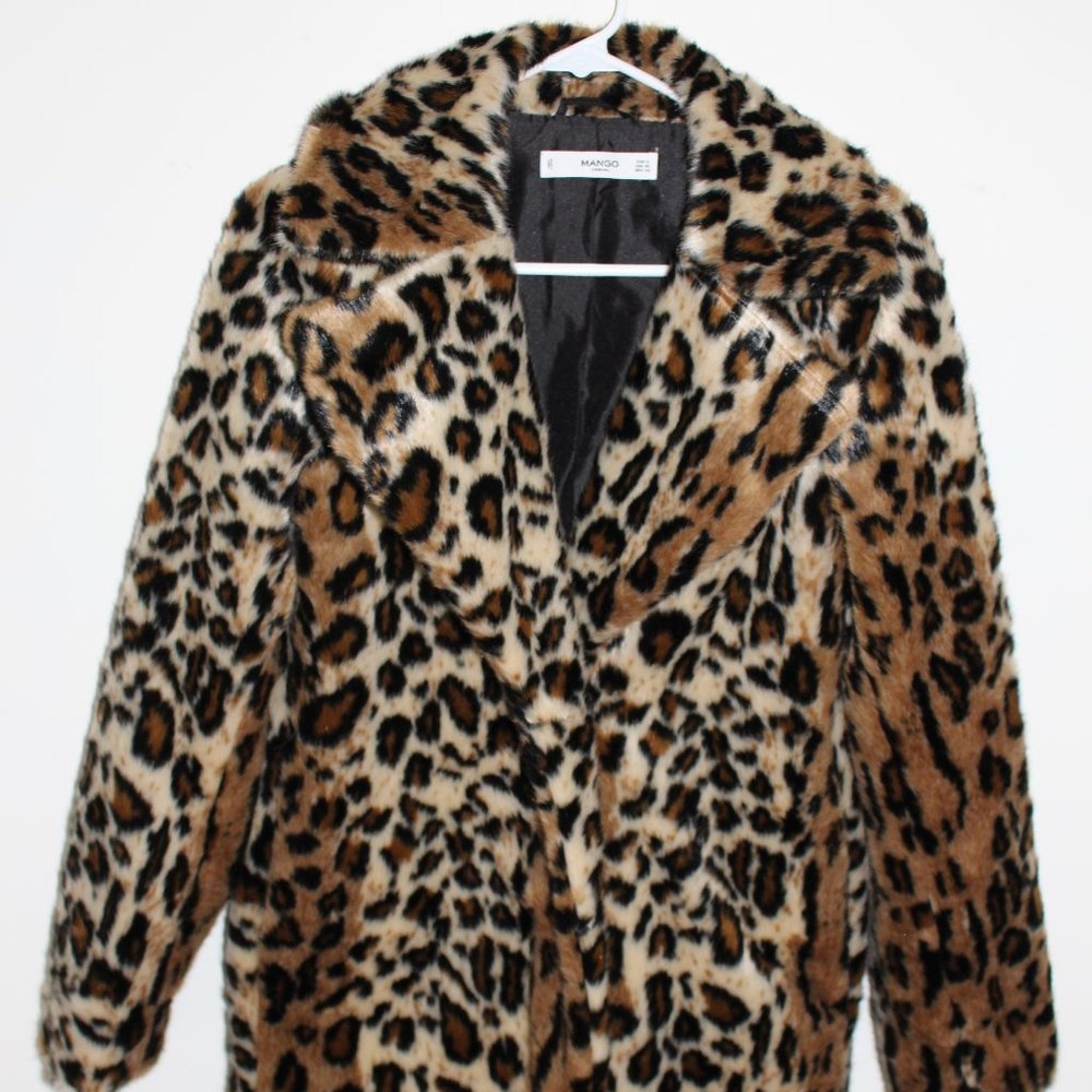 NWOT Mango Leopard Faux Fur Coat